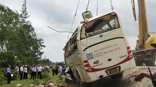 مقتل 18 واصابة العشرات في انقلاب حافلة بتايلاند
