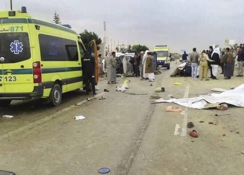 مصر | حادث سير بالأمس أسفر عن 13 حالة وفاة 